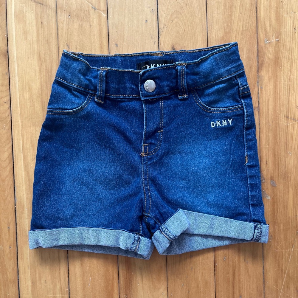 DKNY Kids Denim Shorts Blue Cuffed Roll Tab Size 3T Girls